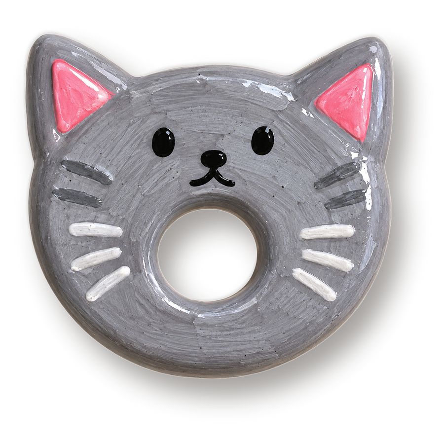 Grey Cat Button, handmade clay piece by Atelier Clay